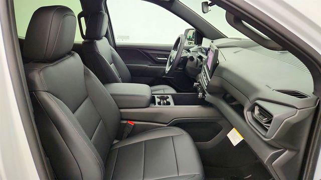 2024 Chevrolet Silverado EV e4WD Crew Cab Work Truck w/ 1FL Fleet Pkg & Spray-On Bedliner - 23021619 - 23