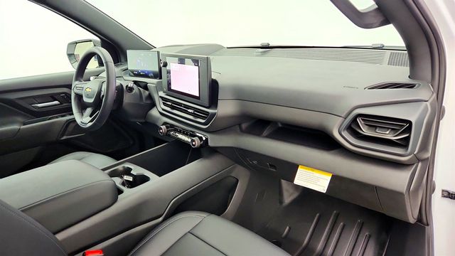 2024 Chevrolet Silverado EV e4WD Crew Cab Work Truck w/ 1FL Fleet Pkg & Spray-On Bedliner - 23021619 - 24