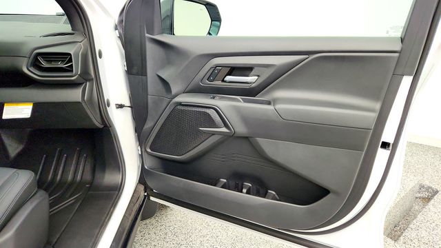 2024 Chevrolet Silverado EV e4WD Crew Cab Work Truck w/ 1FL Fleet Pkg & Spray-On Bedliner - 23021619 - 25