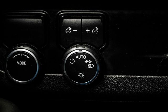 2024 Chevrolet Suburban 2WD 4dr RST - 22983954 - 32