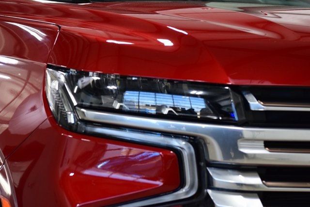 2024 Chevrolet Suburban 4WD 4dr High Country - 22941782 - 11