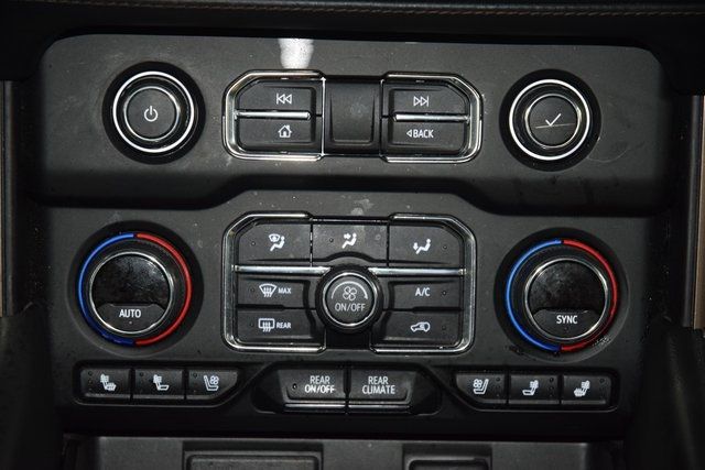 2024 Chevrolet Suburban 4WD 4dr High Country - 22941782 - 31