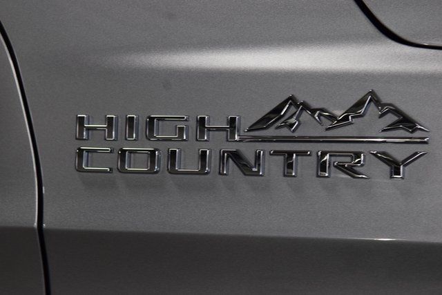 2024 Chevrolet Suburban 4WD 4dr High Country - 22954628 - 13