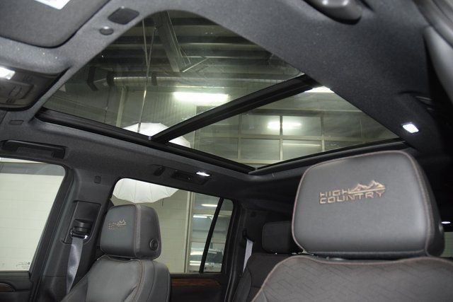 2024 Chevrolet Suburban 4WD 4dr High Country - 22954628 - 50