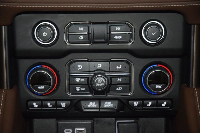 2024 Chevrolet Suburban 4WD 4dr High Country - 22979070 - 31