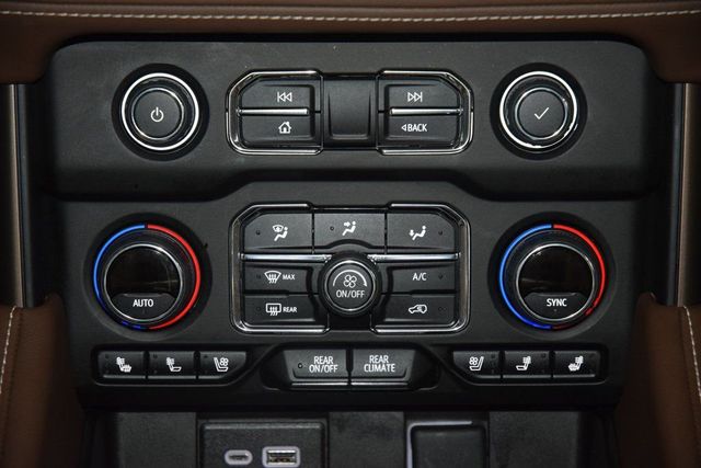 2024 Chevrolet Suburban 4WD 4dr High Country - 22979070 - 32