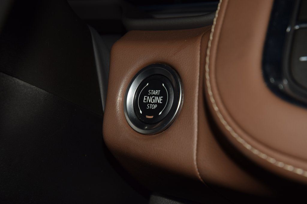 2024 Chevrolet Suburban 4WD 4dr High Country - 22979070 - 33