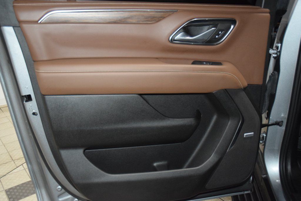 2024 Chevrolet Suburban 4WD 4dr High Country - 22979070 - 44