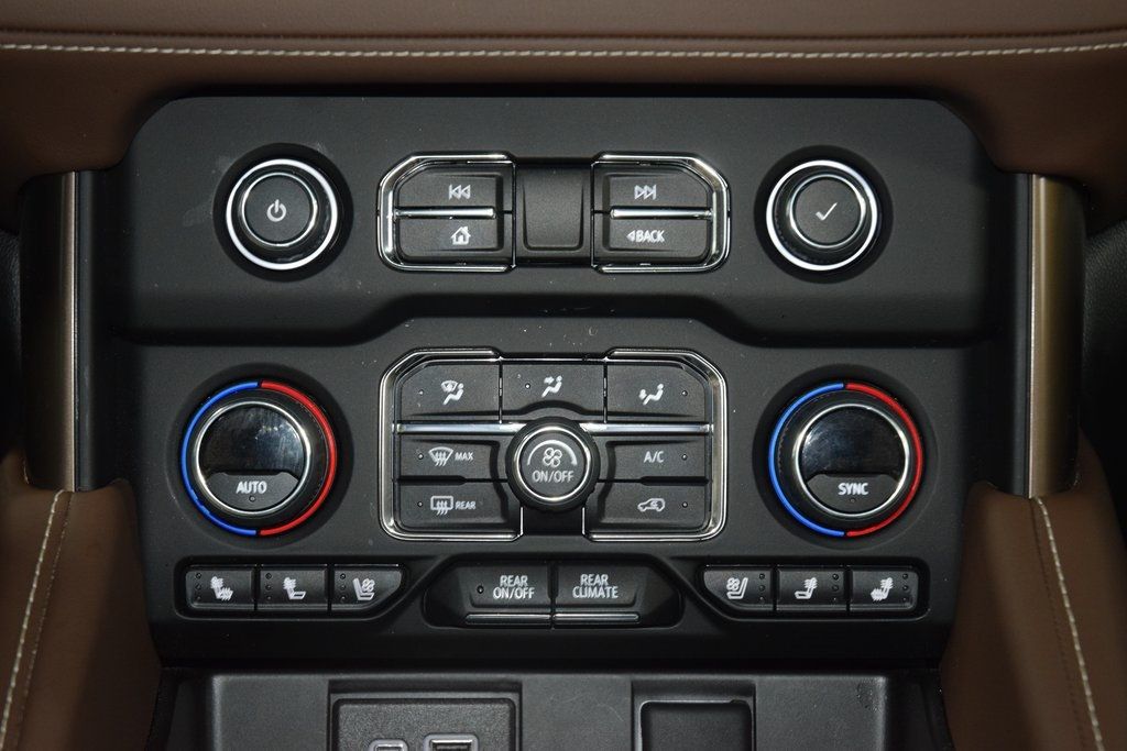 2024 Chevrolet Suburban 4WD 4dr High Country - 22980854 - 31