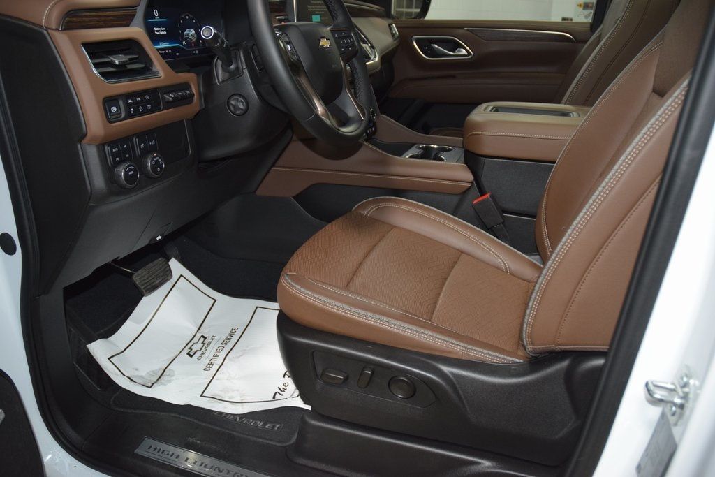 2024 Chevrolet Suburban 4WD 4dr High Country - 22980854 - 38