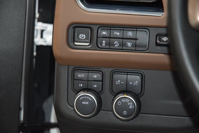 2024 Chevrolet Suburban 4WD 4dr High Country - 22987561 - 33