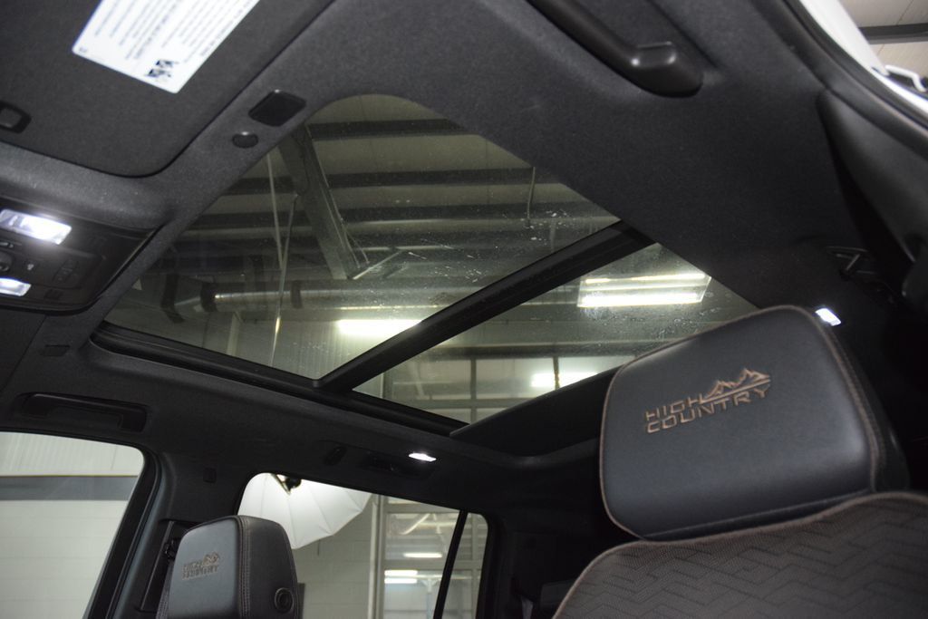 2024 Chevrolet Suburban 4WD 4dr High Country - 22992543 - 49