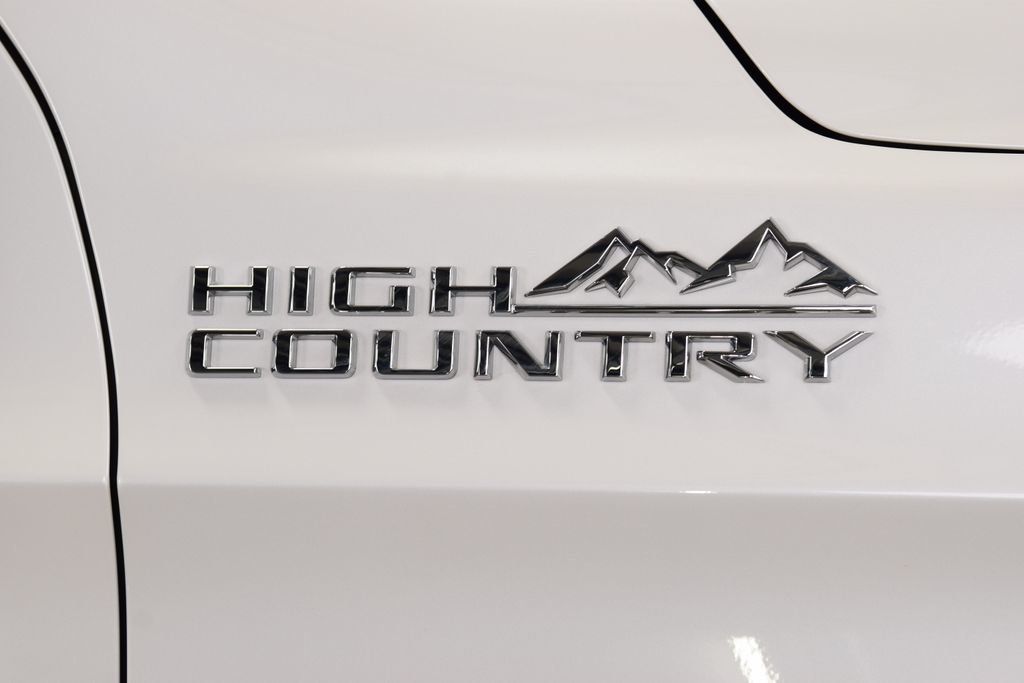 2024 Chevrolet Suburban 4WD 4dr High Country - 22994828 - 13