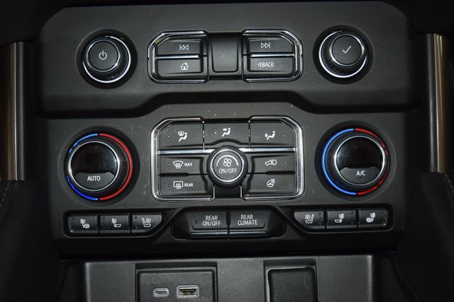 2024 Chevrolet Suburban 4WD 4dr High Country - 22994828 - 31