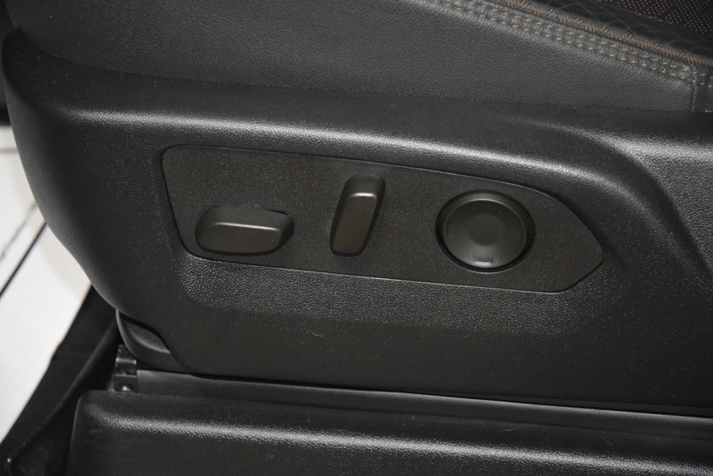 2024 Chevrolet Suburban 4WD 4dr High Country - 22994828 - 38