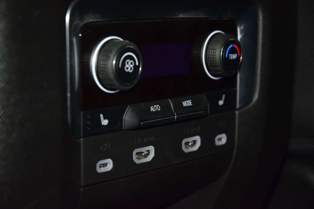 2024 Chevrolet Suburban 4WD 4dr High Country - 22994828 - 41