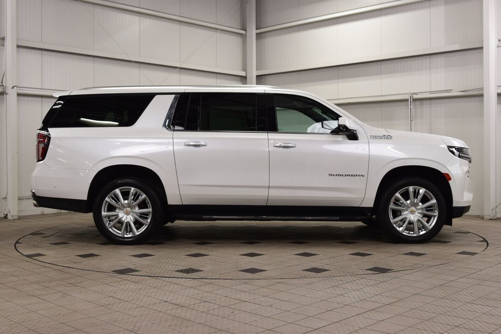 2024 Chevrolet Suburban 4WD 4dr High Country - 22994828 - 8
