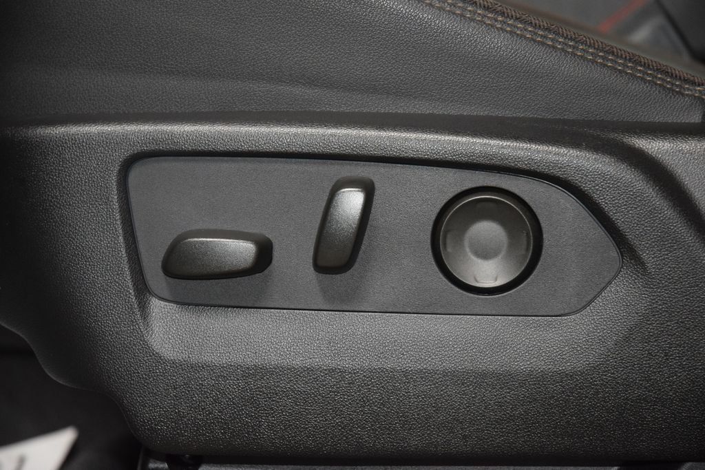 2024 Chevrolet Suburban 4WD 4dr High Country - 23032745 - 39