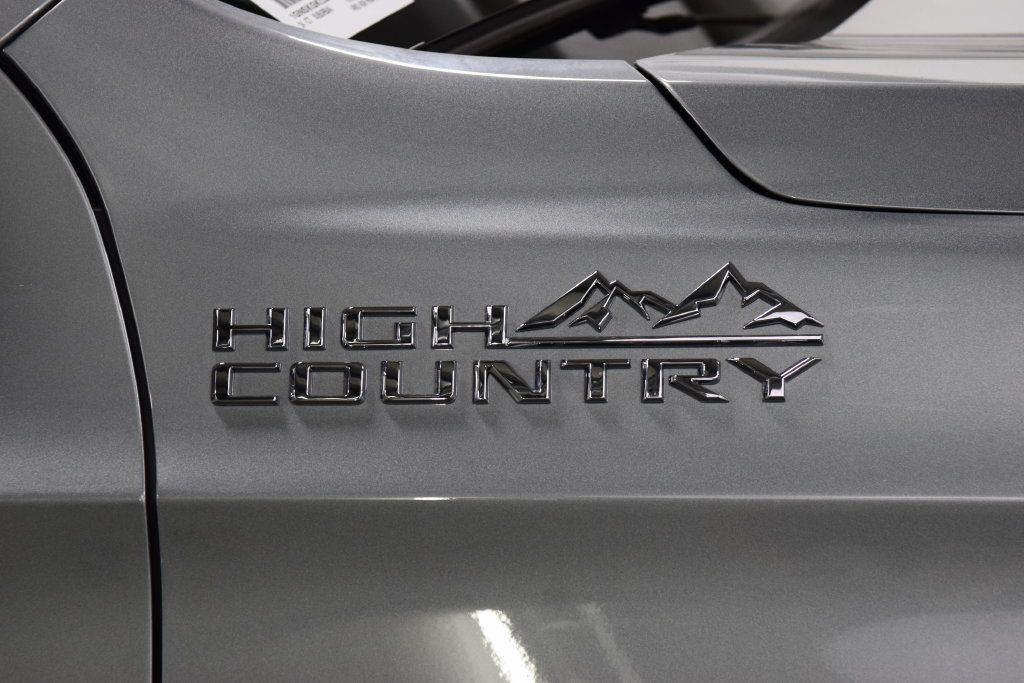 2024 Chevrolet Suburban 4WD 4dr High Country - 23079008 - 13
