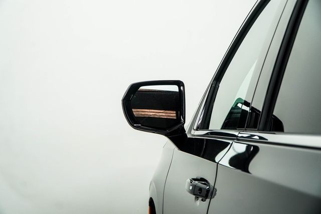 2024 Chevrolet Suburban 4WD 4dr LT - 22954657 - 13