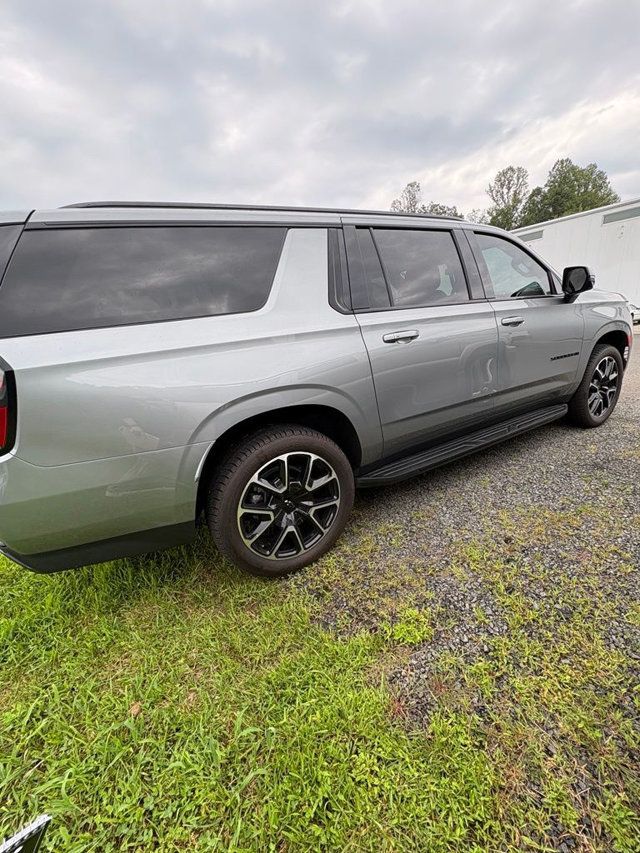 2024 Chevrolet Suburban 4WD 4dr RST - 23062179 - 5