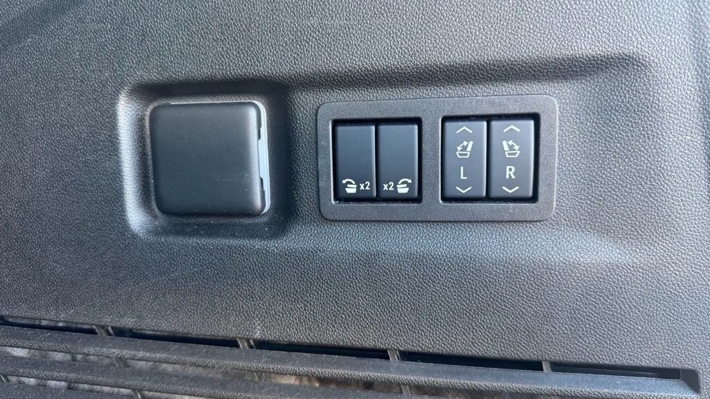 2024 Chevrolet Suburban 4WD 4dr RST - 23082388 - 10