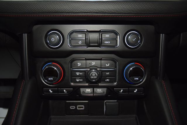 2024 Chevrolet Suburban 4WD 4dr RST - 23082388 - 32