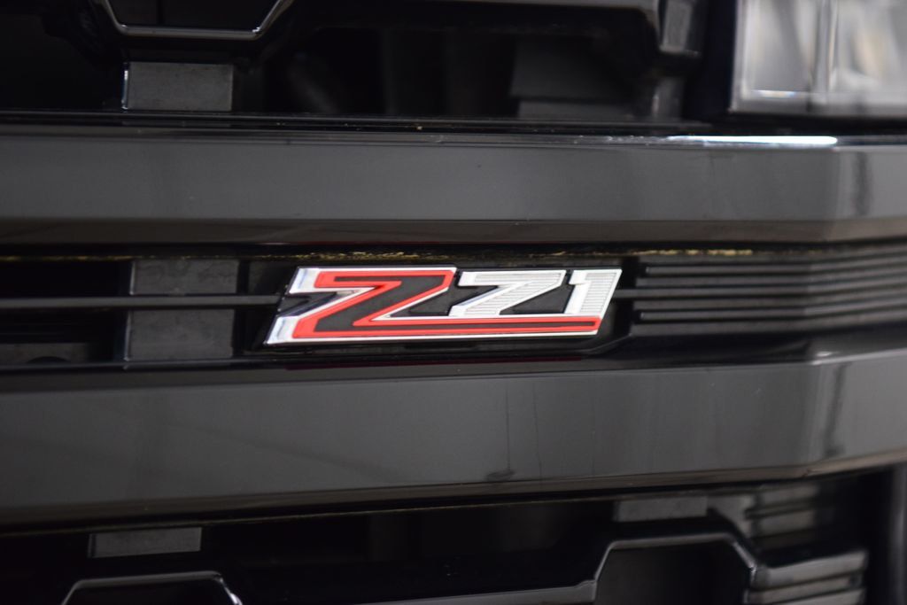 2024 Chevrolet Suburban 4WD 4dr Z71 - 23025123 - 13