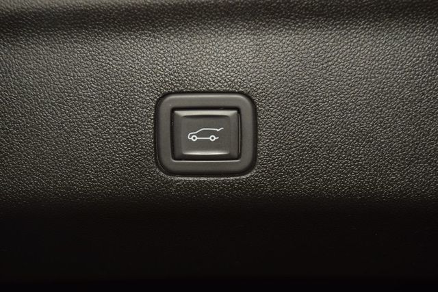 2024 Chevrolet Suburban 4WD 4dr Z71 - 23025123 - 25