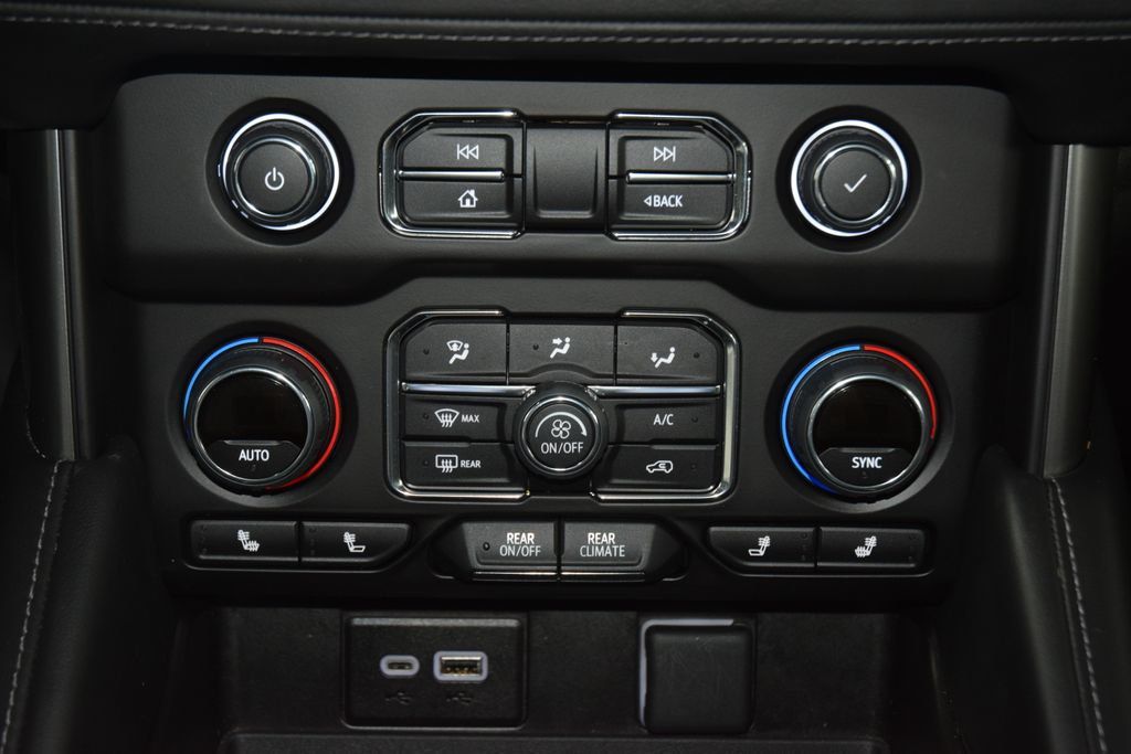 2024 Chevrolet Suburban 4WD 4dr Z71 - 23025123 - 31