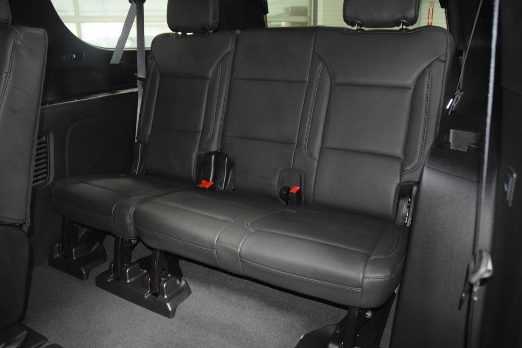 2024 Chevrolet Suburban 4WD 4dr Z71 - 23025123 - 41