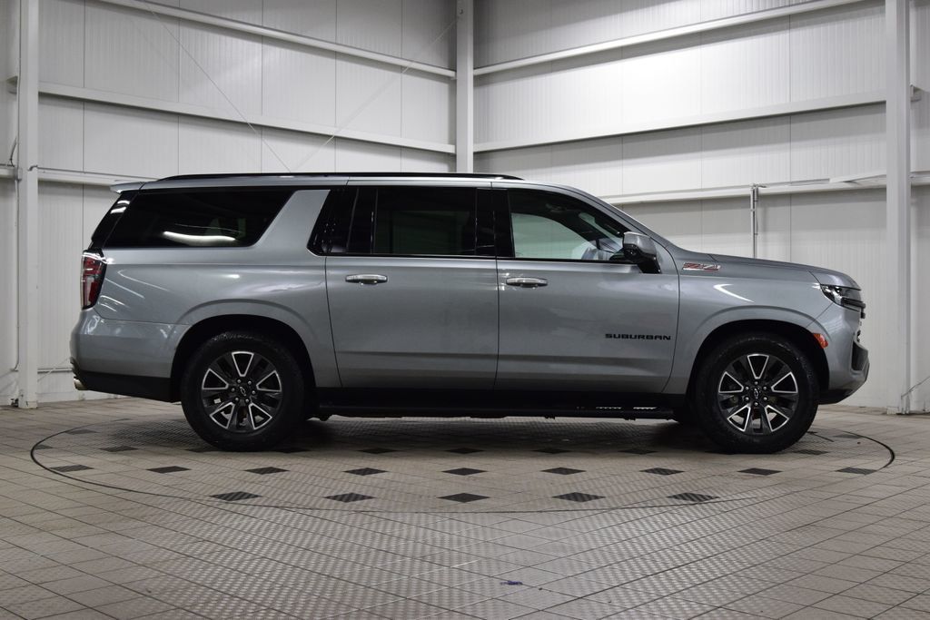 2024 Chevrolet Suburban 4WD 4dr Z71 - 23025123 - 8
