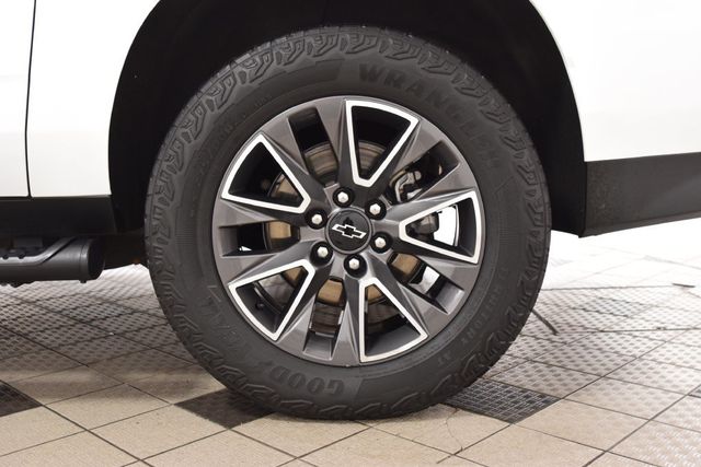 2024 Chevrolet Suburban 4WD 4dr Z71 - 23082404 - 28