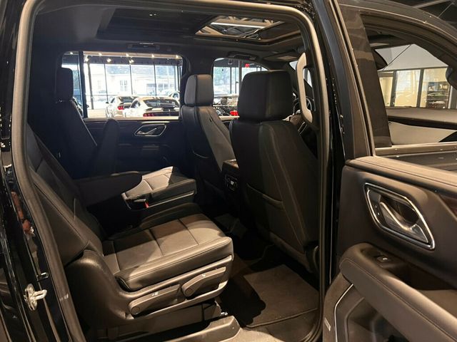 2024 Chevrolet Suburban Z71/4WD/LuxuryPkg/2ndRowCaptains/PanoramicSunroof/NAV - 22984399 - 13