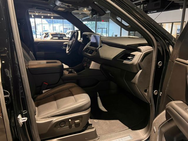 2024 Chevrolet Suburban Z71/4WD/LuxuryPkg/2ndRowCaptains/PanoramicSunroof/NAV - 22984399 - 15