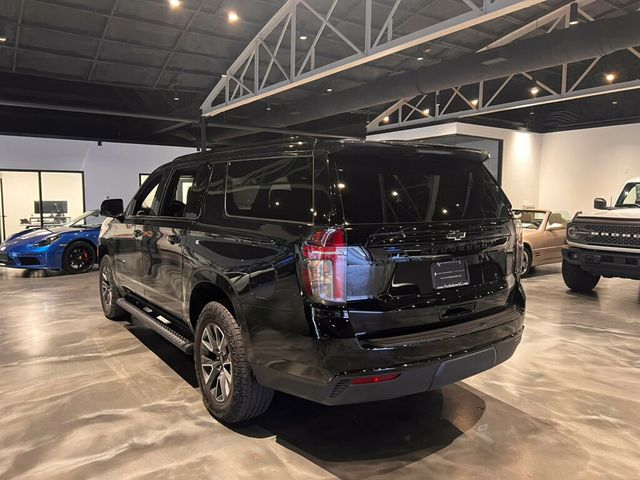 2024 Chevrolet Suburban Z71/4WD/LuxuryPkg/2ndRowCaptains/PanoramicSunroof/NAV - 22984399 - 2