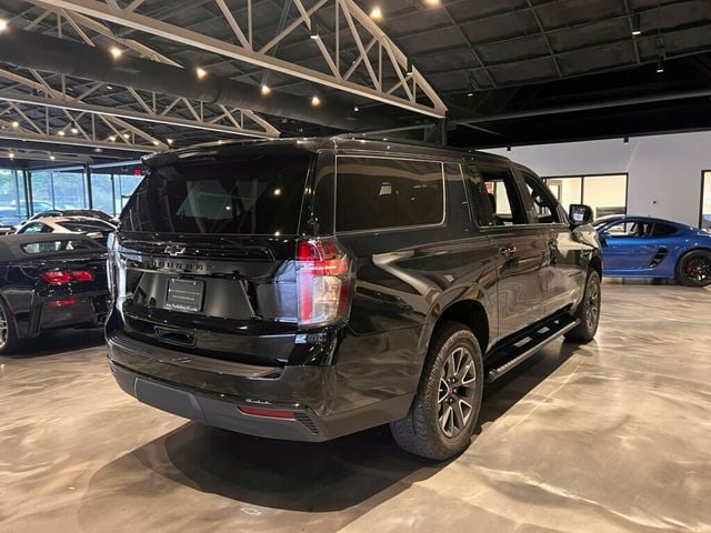 2024 Chevrolet Suburban Z71/4WD/LuxuryPkg/2ndRowCaptains/PanoramicSunroof/NAV - 22984399 - 4