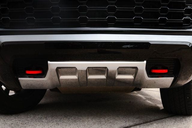 2024 Chevrolet Suburban Z71/LuxuryPkg/4WD/PanoramicSurnoof/DriversAlertPkg/NAV - 23047657 - 20