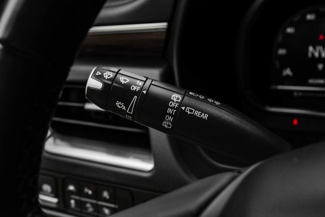 2024 Chevrolet Suburban Z71/LuxuryPkg/4WD/PanoramicSurnoof/DriversAlertPkg/NAV - 23047657 - 32