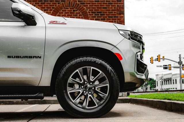 2024 Chevrolet Suburban Z71/LuxuryPkg/4WD/PanoramicSurnoof/DriversAlertPkg/NAV - 23047657 - 4