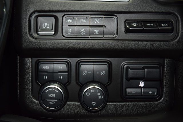 2024 Chevrolet Tahoe 4WD 4dr High Country - 22951597 - 33