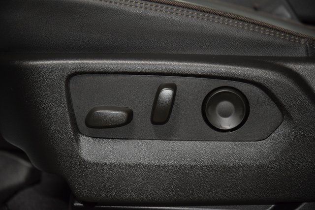 2024 Chevrolet Tahoe 4WD 4dr High Country - 22951597 - 38