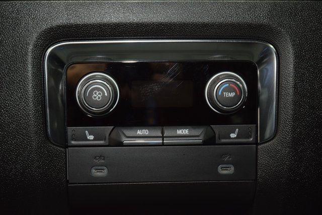 2024 Chevrolet Tahoe 4WD 4dr High Country - 22951597 - 42