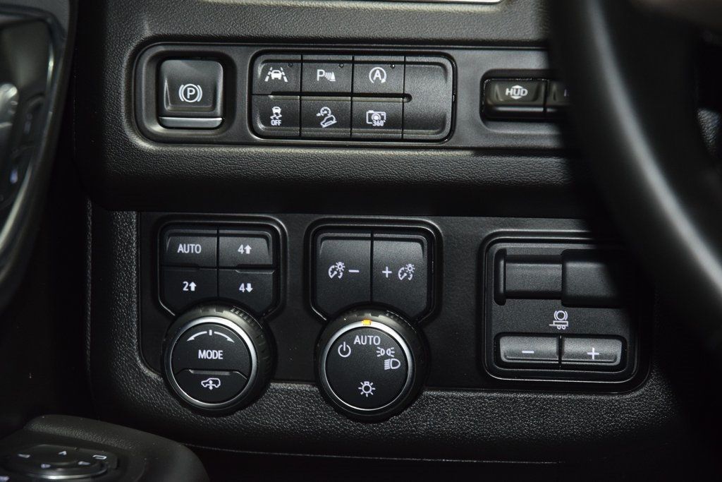 2024 Chevrolet Tahoe 4WD 4dr High Country - 22972735 - 33