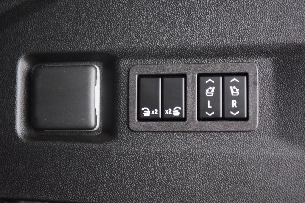 2024 Chevrolet Tahoe 4WD 4dr High Country - 22990436 - 22