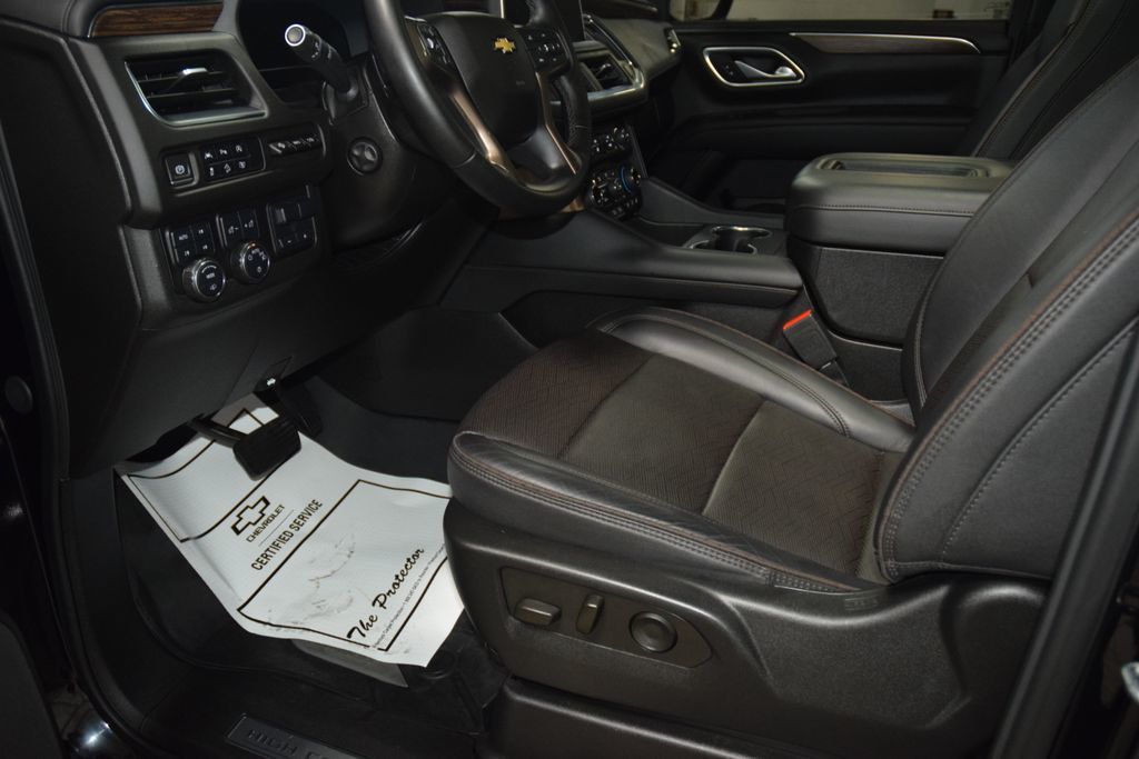 2024 Chevrolet Tahoe 4WD 4dr High Country - 22990436 - 38