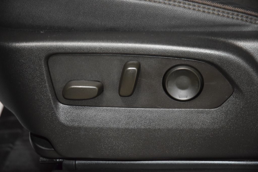 2024 Chevrolet Tahoe 4WD 4dr High Country - 22990436 - 39