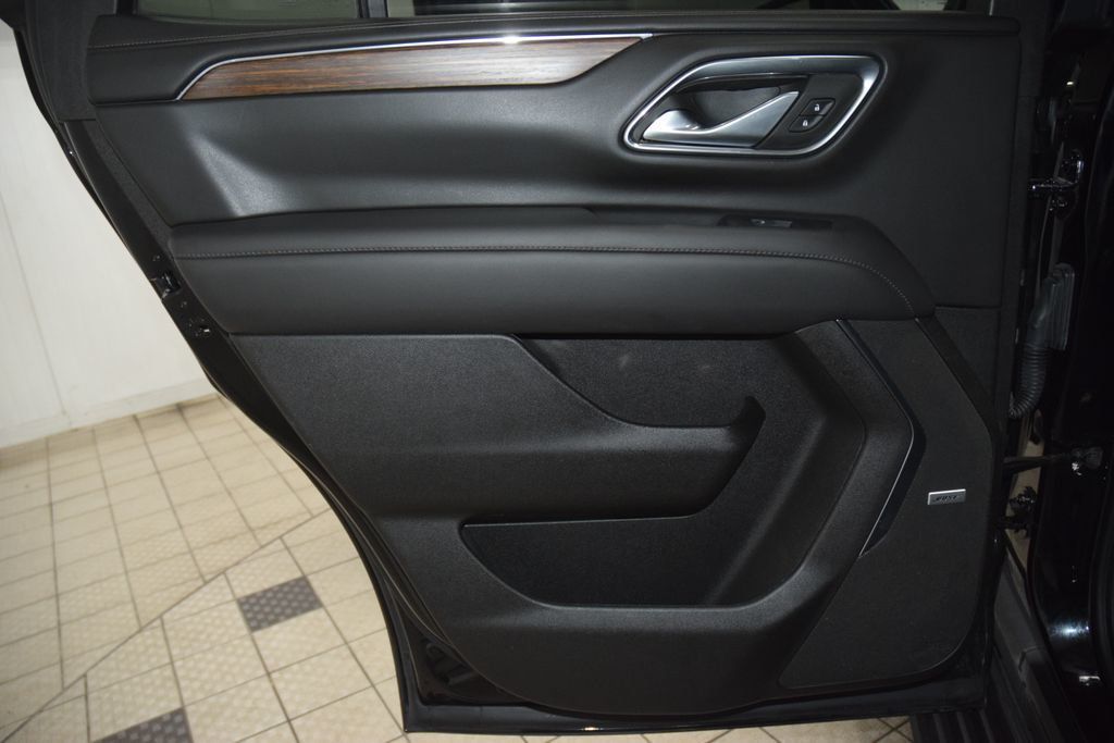 2024 Chevrolet Tahoe 4WD 4dr High Country - 22990436 - 43