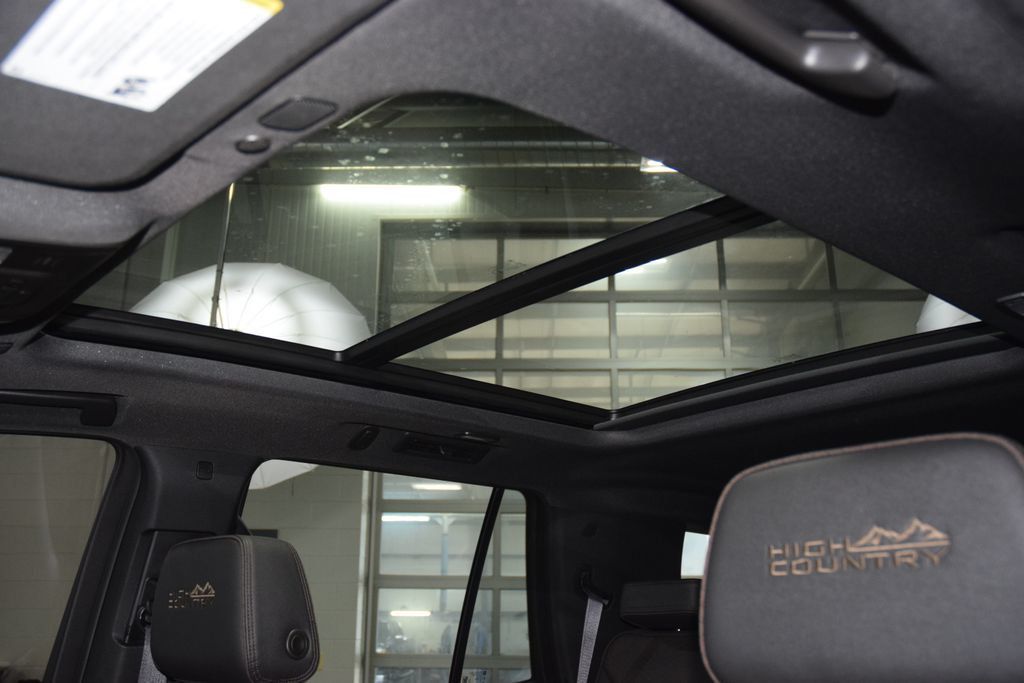 2024 Chevrolet Tahoe 4WD 4dr High Country - 22990436 - 49