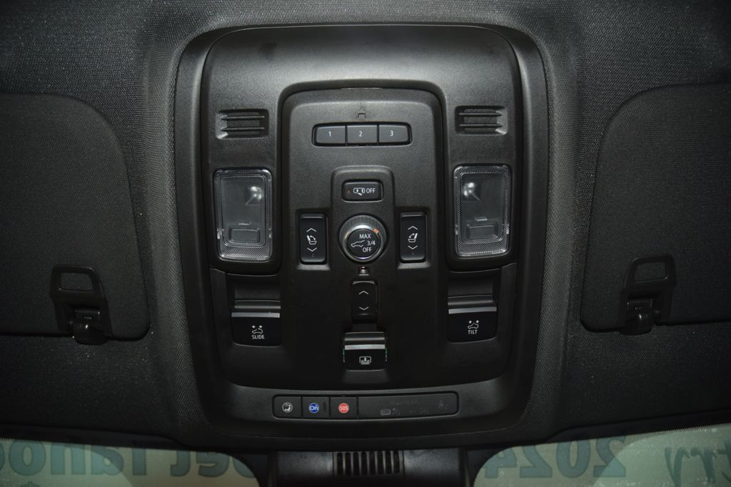 2024 Chevrolet Tahoe 4WD 4dr High Country - 22990436 - 50